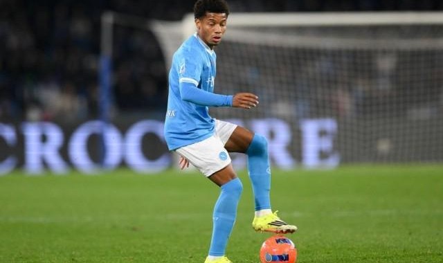 意媒：内雷斯可能接受手术伤停数周