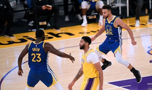 华体会-格林正在恢复状态 库追挡拆仍是勇士最强杀招